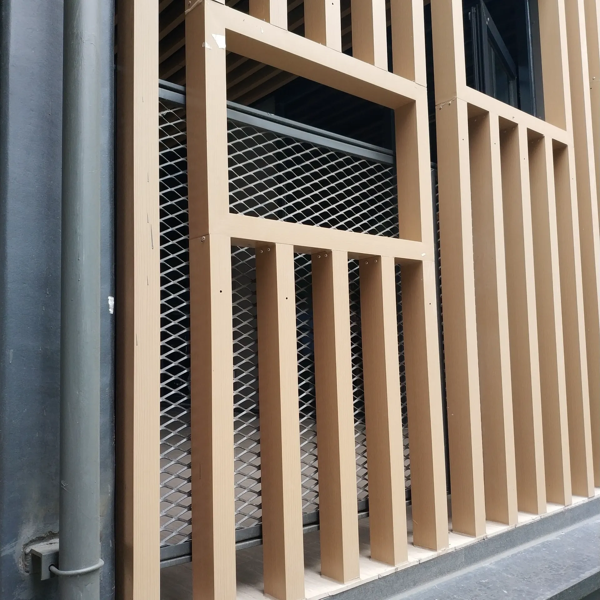 Unveiling the Diverse Uses of Expanded Metal Sheets in Industrial and Architectural Projects Unveiling the Diverse Uses of Expanded Metal Sheets in Industrial and Architectural Projects